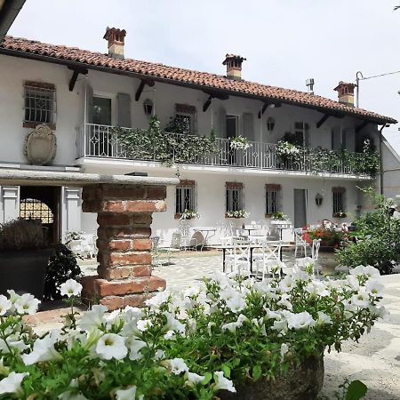 Antica Villa Cuneo- Guest House - "B&B E Non Un Hotel A Cuneo" Buitenkant foto