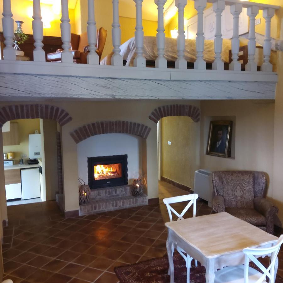 Antica Villa Cuneo- Guest House - "B&B E Non Un Hotel A Cuneo" Buitenkant foto