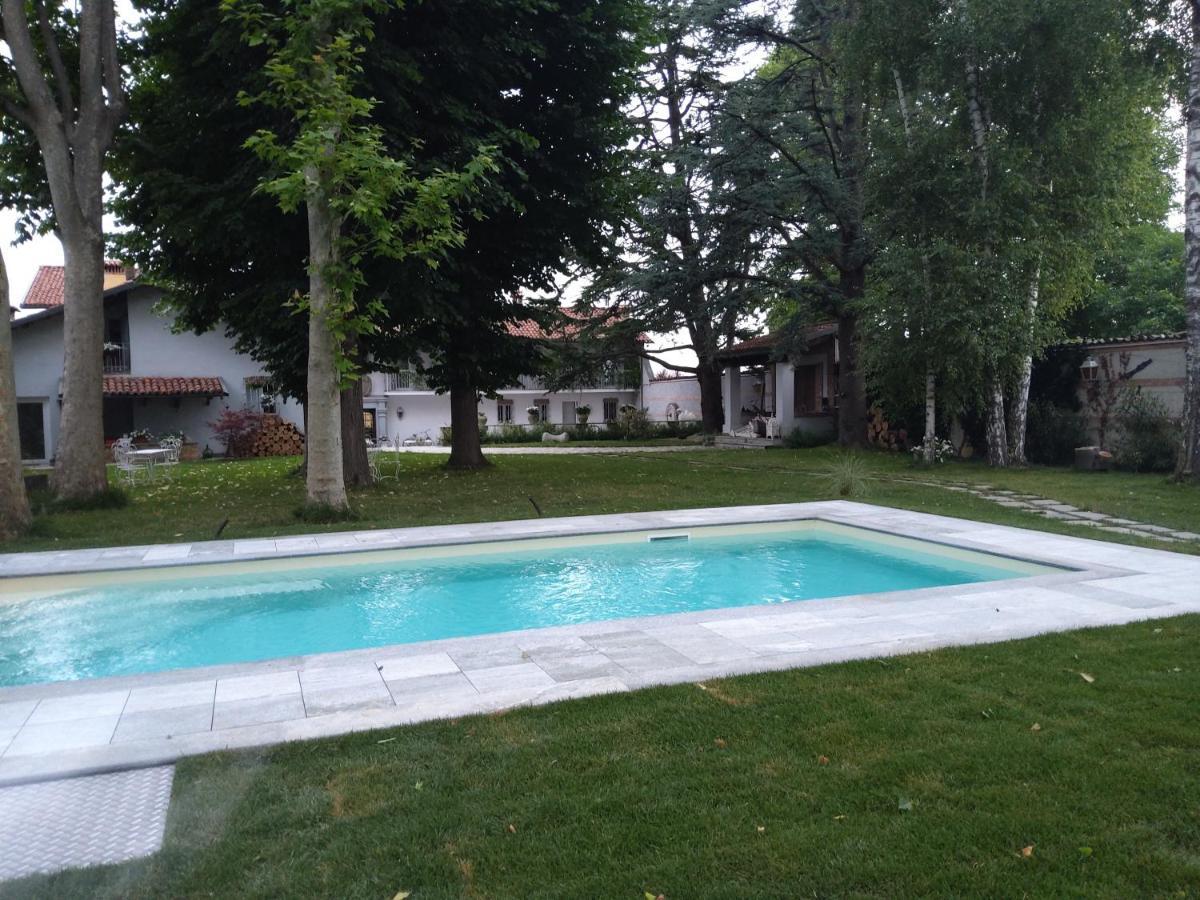 Antica Villa Cuneo- Guest House - "B&B E Non Un Hotel A Cuneo" Buitenkant foto