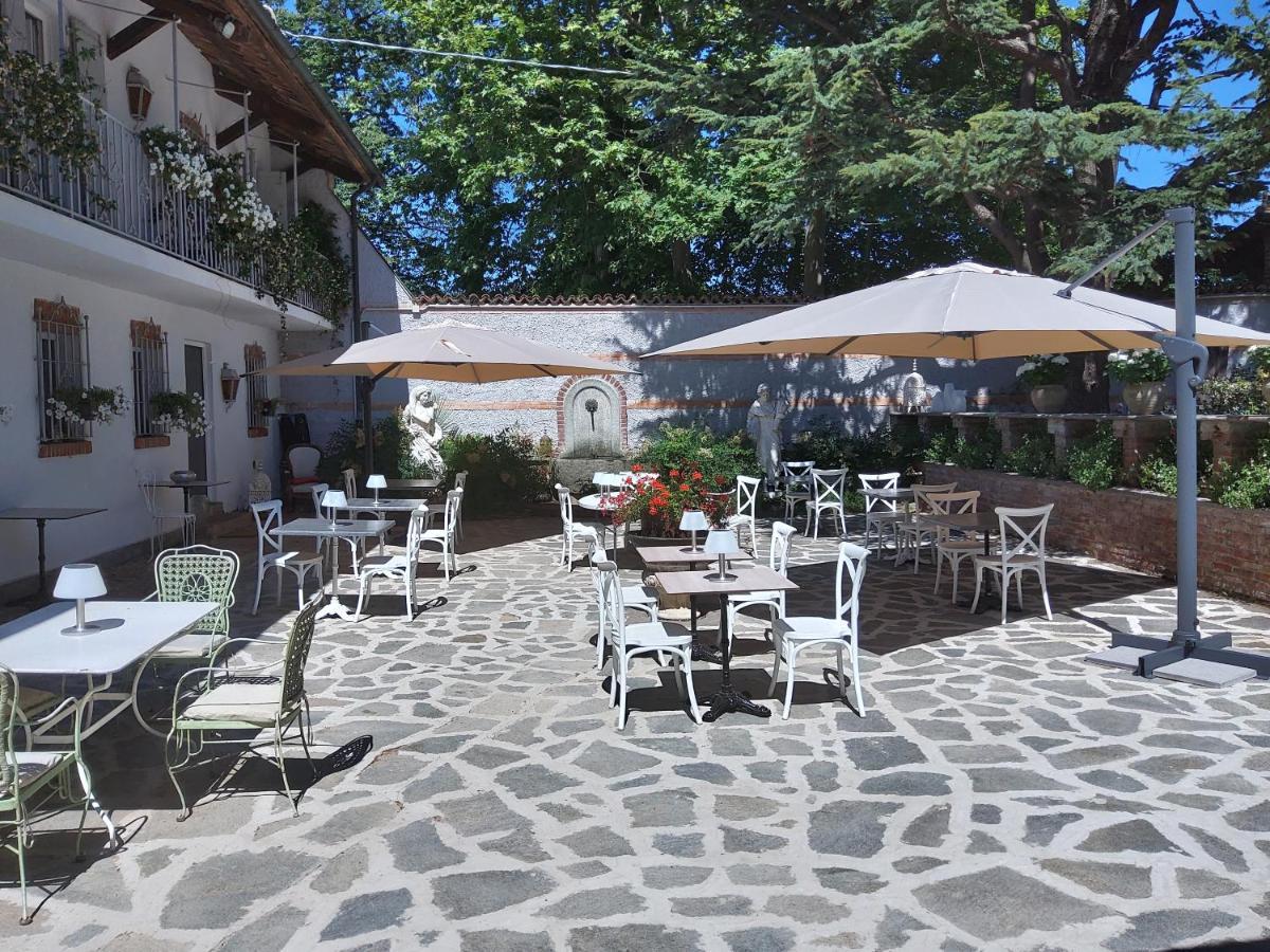 Antica Villa Cuneo- Guest House - "B&B E Non Un Hotel A Cuneo" Buitenkant foto