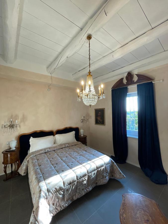 Antica Villa Cuneo- Guest House - "B&B E Non Un Hotel A Cuneo" Buitenkant foto