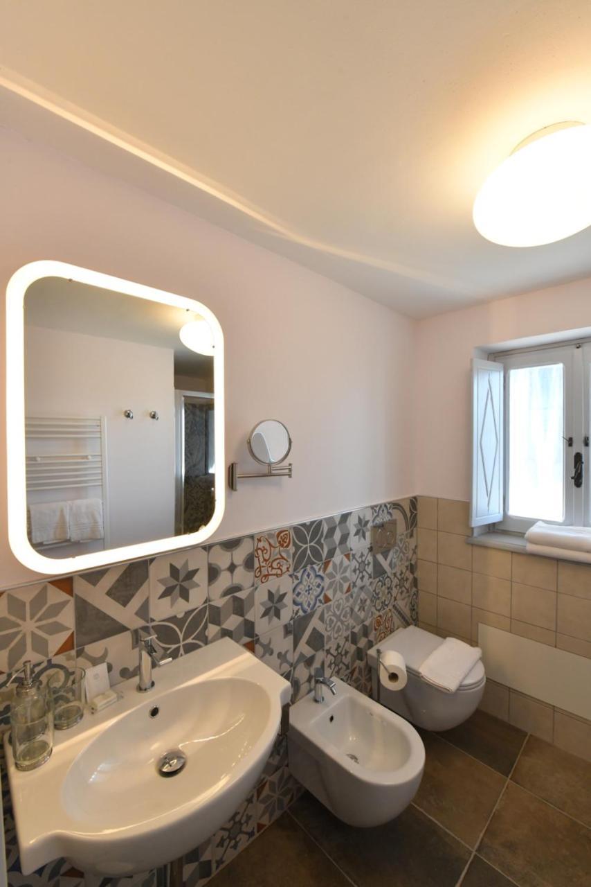Antica Villa Cuneo- Guest House - "B&B E Non Un Hotel A Cuneo" Buitenkant foto