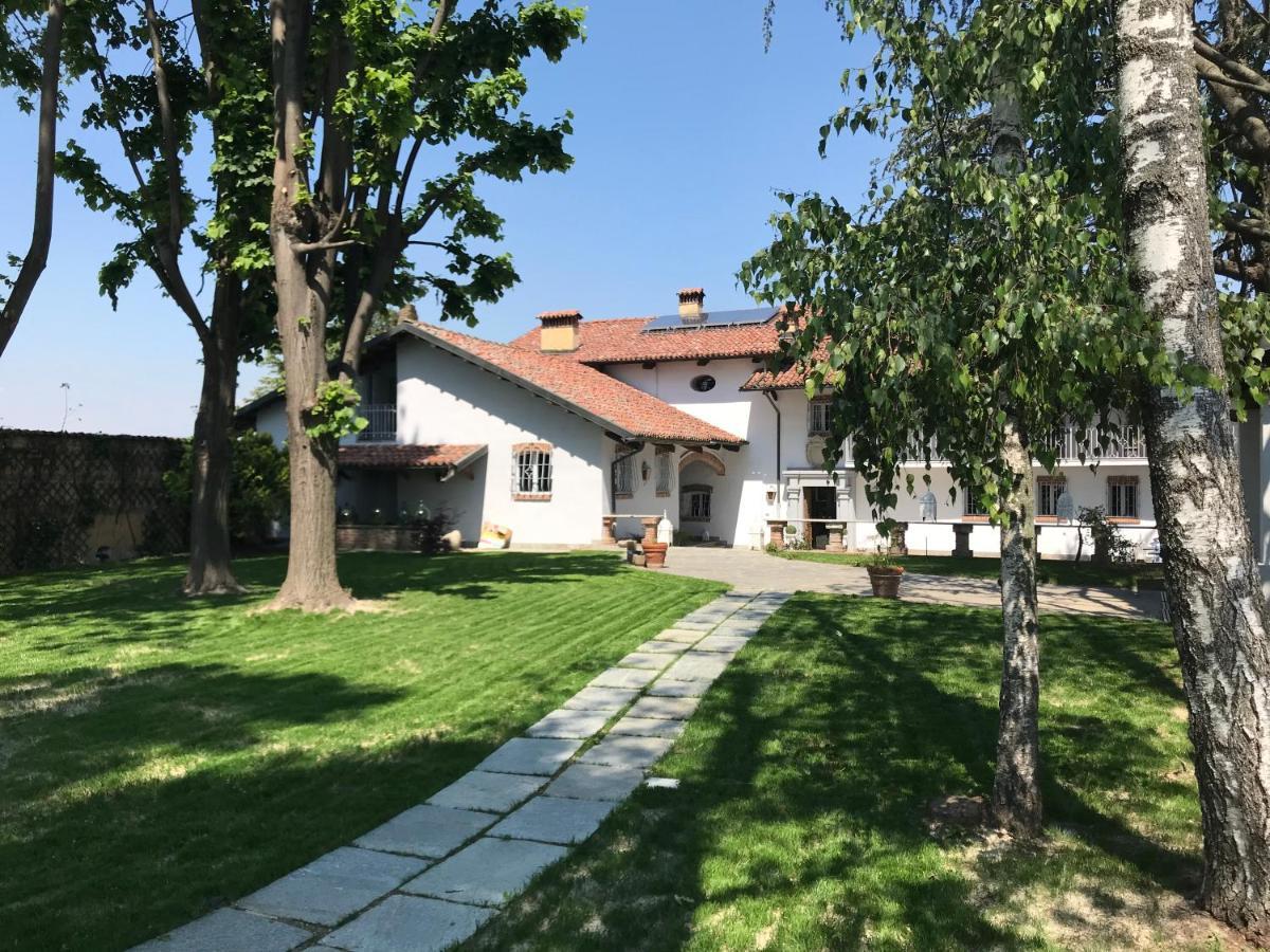 Antica Villa Cuneo- Guest House - "B&B E Non Un Hotel A Cuneo" Buitenkant foto