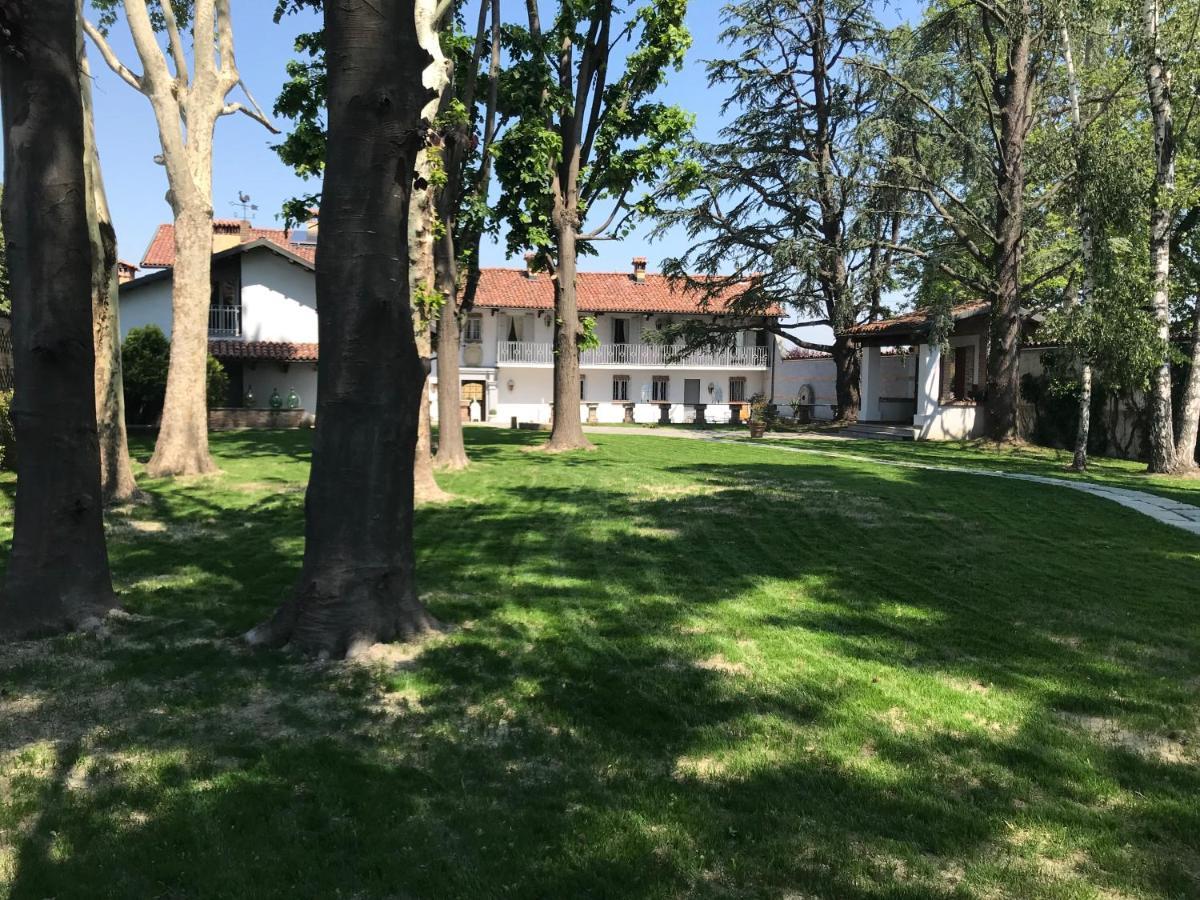Antica Villa Cuneo- Guest House - "B&B E Non Un Hotel A Cuneo" Buitenkant foto