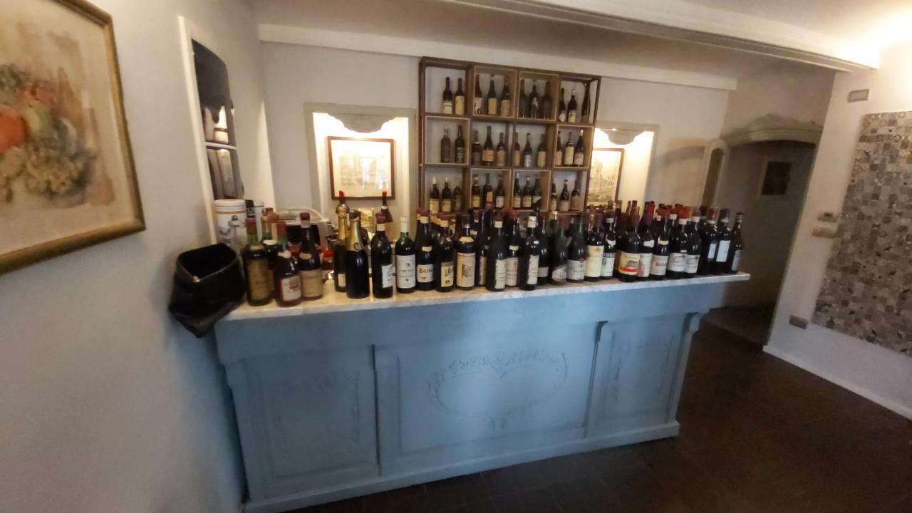 Antica Villa Cuneo- Guest House - "B&B E Non Un Hotel A Cuneo" Buitenkant foto